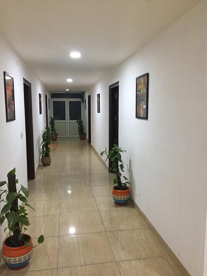 גורגאון Cyber Inn מראה חיצוני תמונה